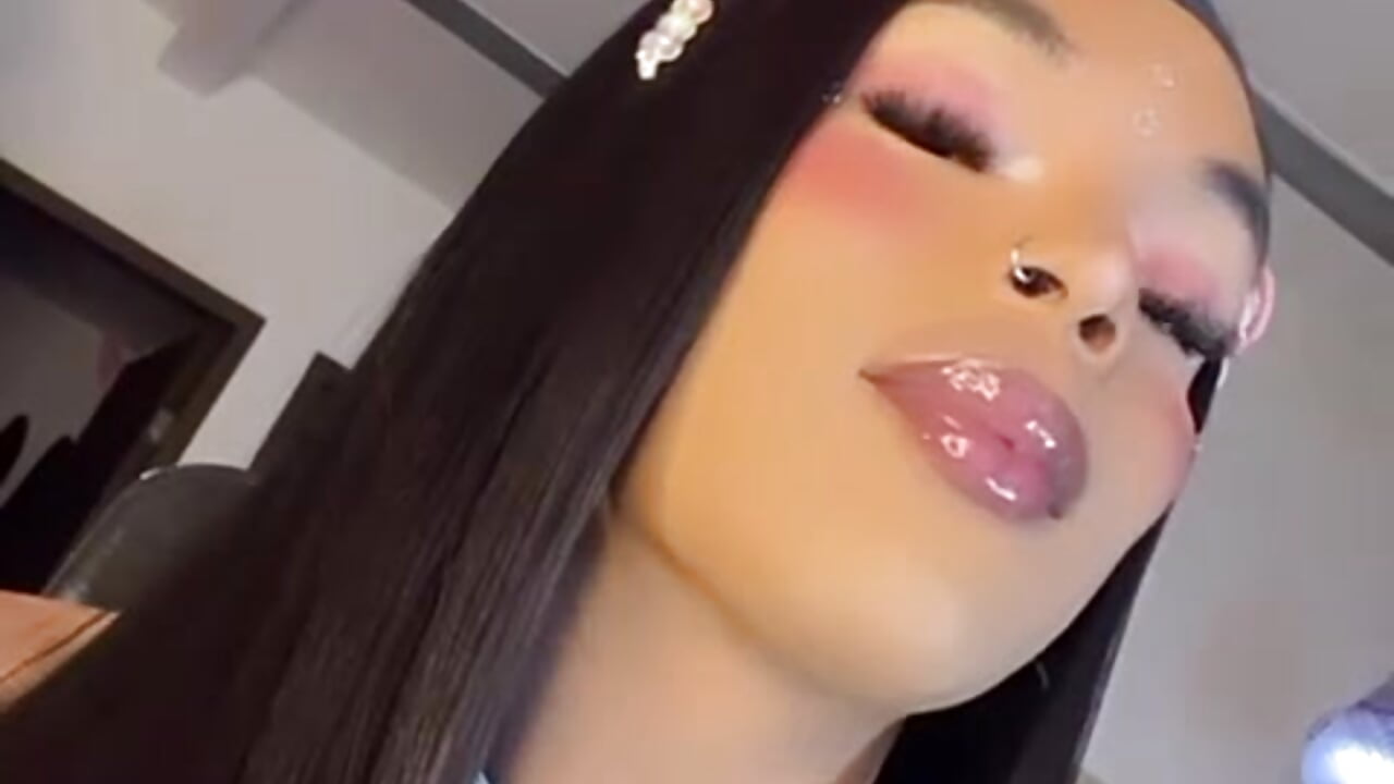 WhatsApp Video 2025-12-14 at 11,38,36 AM - vídeo de la modelo de cam mistressbigcock777