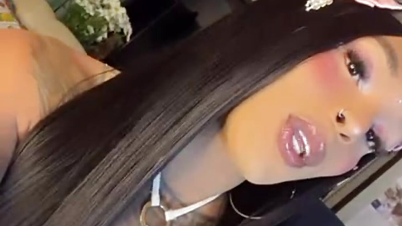 WhatsApp Video 2025-12-14 at 11,38,36 AM (1) - vídeo de la modelo de cam mistressbigcock777