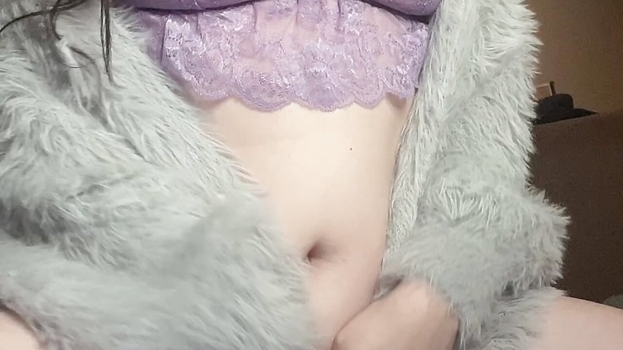 💜綺麗な紫スケスケレース下着みて？？💜可愛いっていって💜