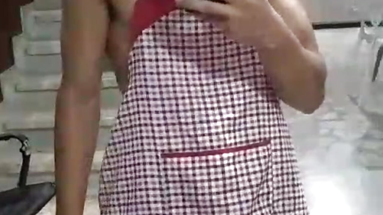 SEXY CHEF BOY - NicksonRoyce adlı kamera modelinin videosu