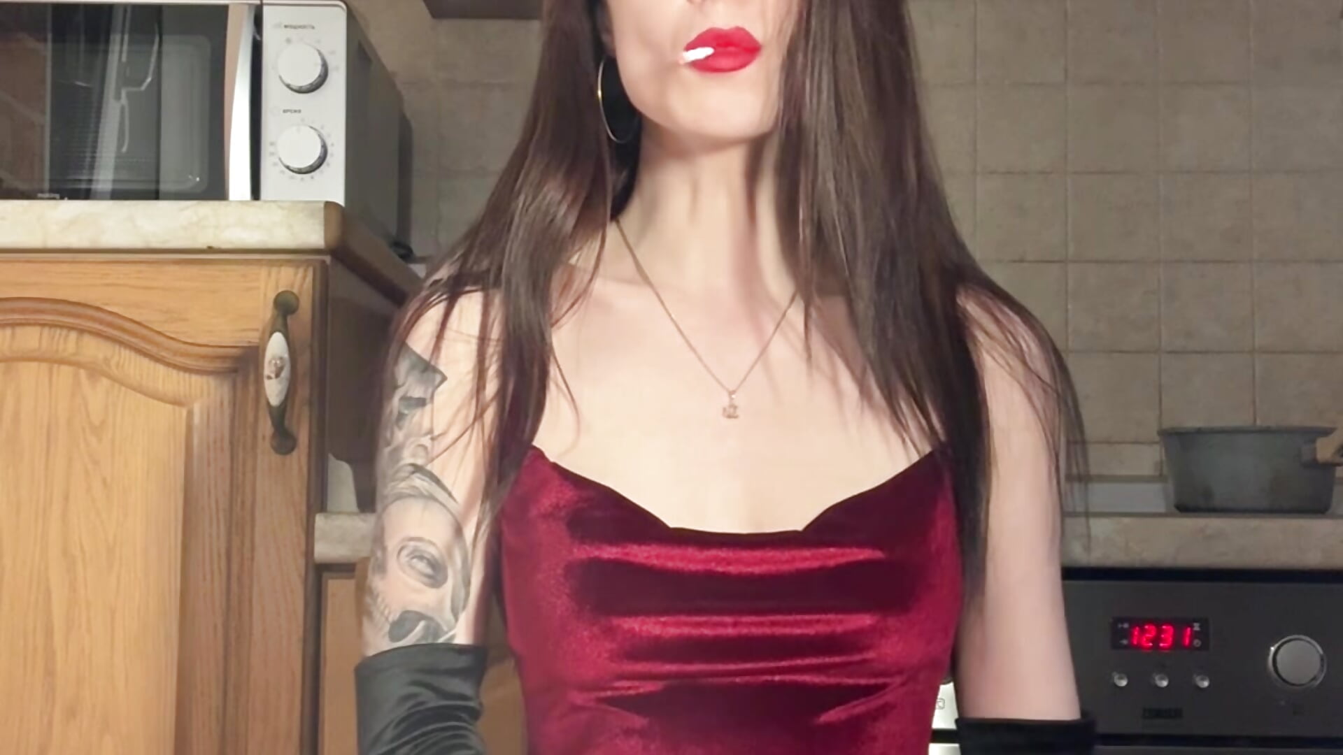 Your mistress Alice for little piggy’s 😈