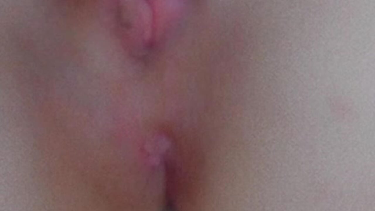 Fingering my sexy pussy - vidéo du modèle de showcams Virgin_Pussy_Love