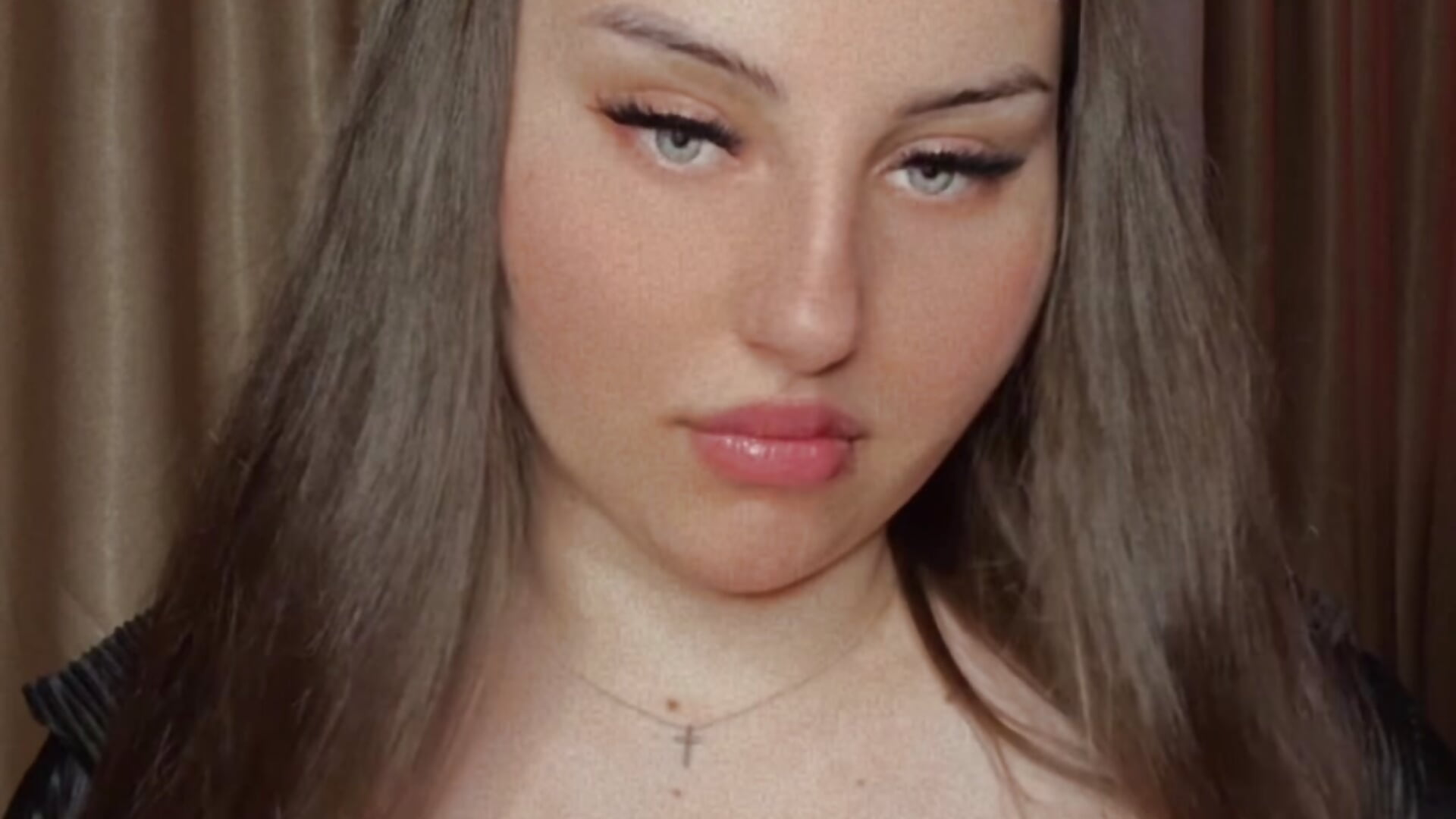 Do you like what you see? ❤️🍒🍒👅－カメラキャストのDenisePalmerxの動画