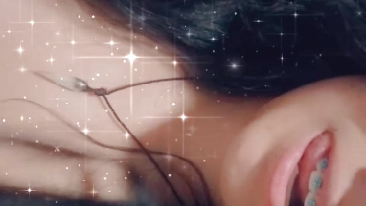 kiss Boys - video oleh Alia_grey21 kamera model