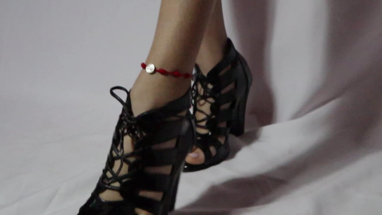 sexy and elegant - video by Ambar_Roux_ cam model