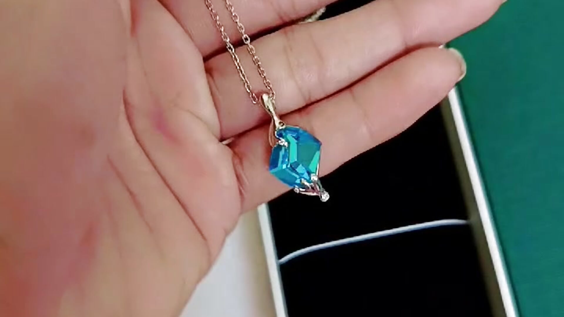 Thanku chiltari - video by Wow-nisha cam model