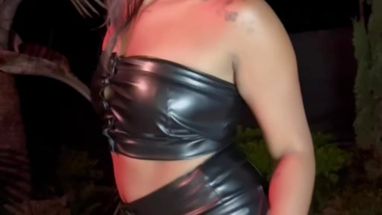 Dance for u  ❤ - video by Mariangel_11 cam model