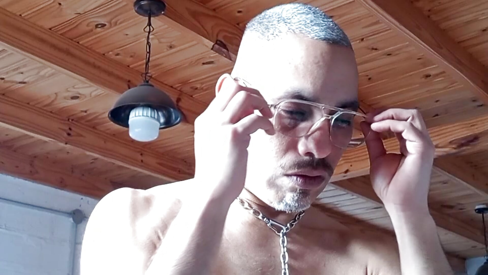 InShot_20240930_005406615 - video by Boy-Bug cam model