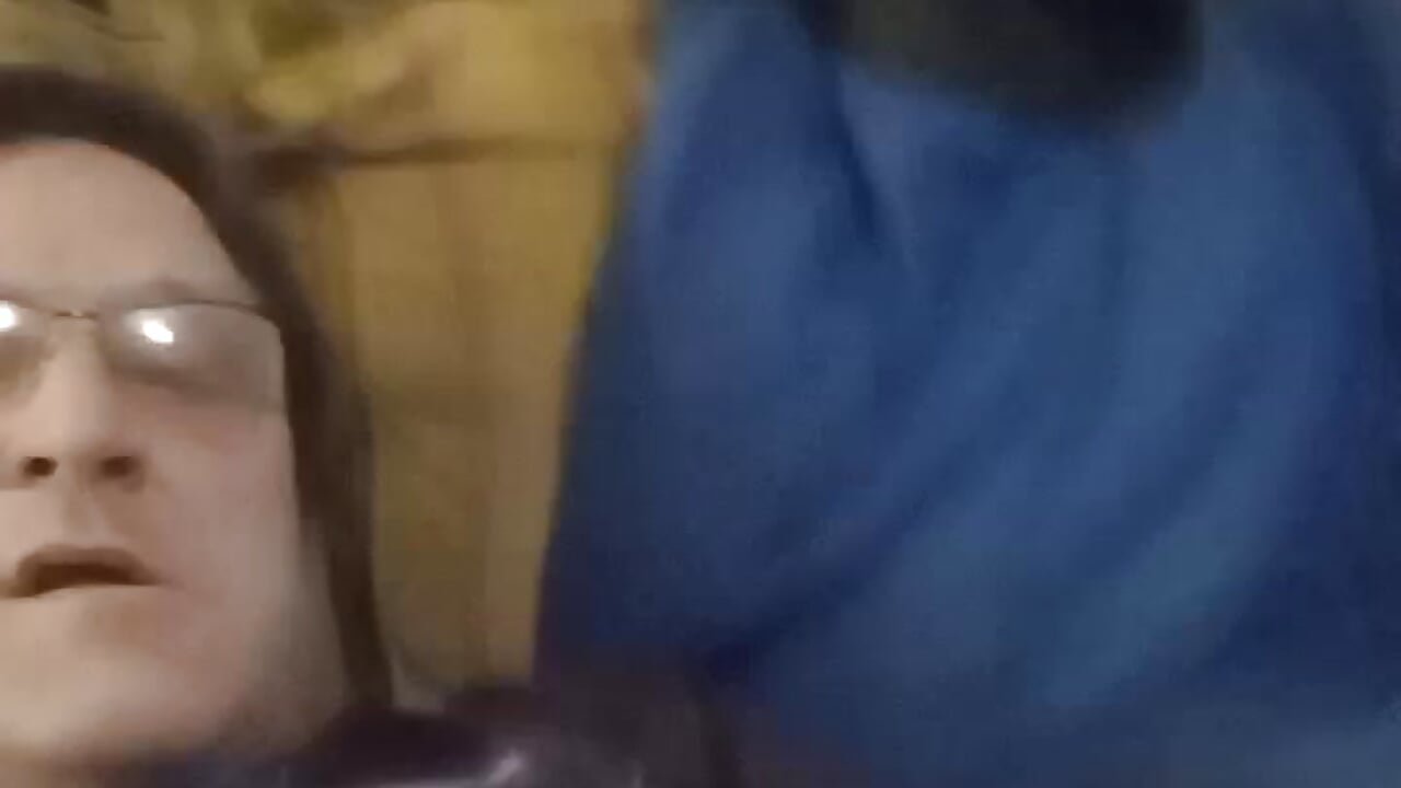 VID_20250328_014005027 - video by Sexyaron89285 cam model