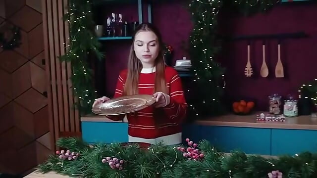 Let's set the festive table, - vidéo du modèle de showcams LaraPika