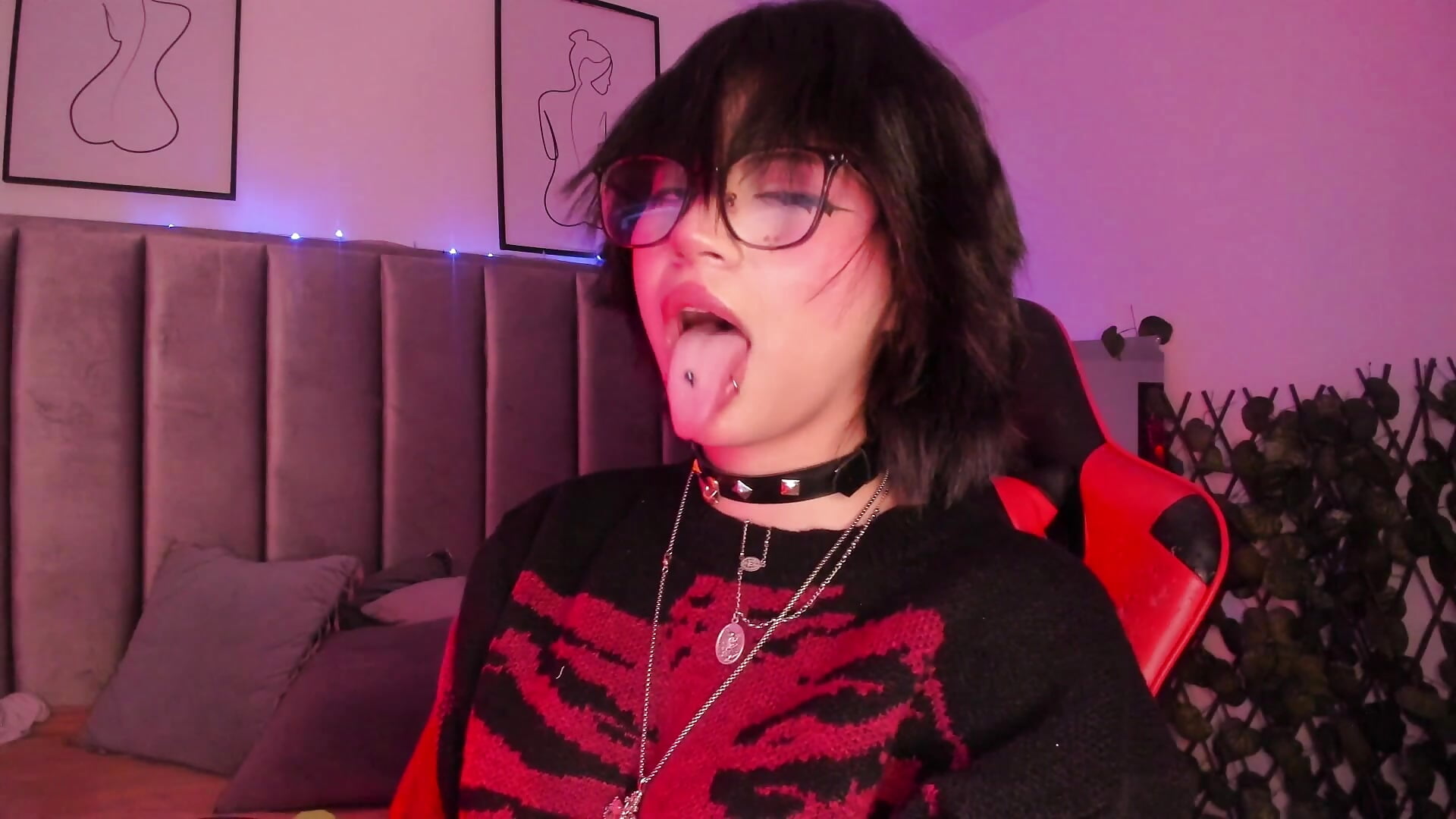 My mouth is ready to receive all your cum 🤤💦 - video by Kitty_Gang cam model