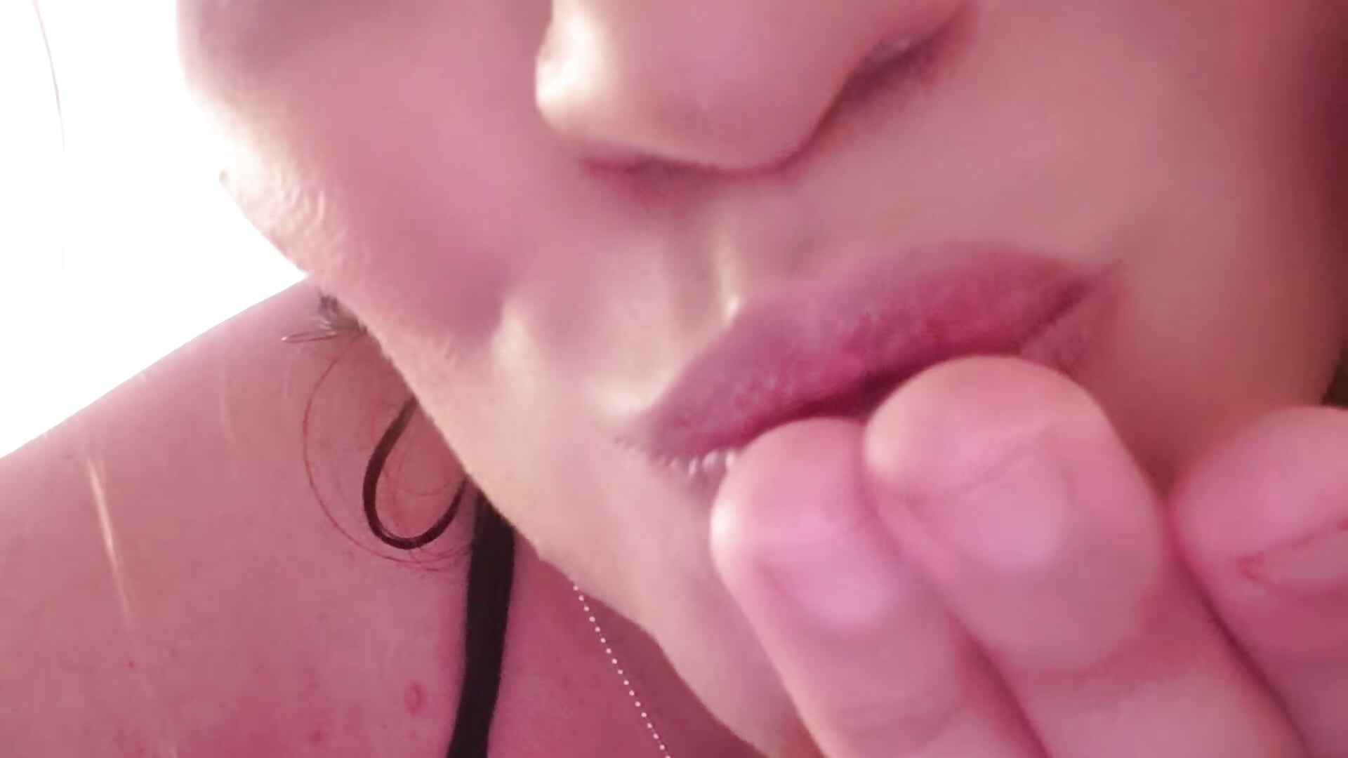 Many kisses for you💋💋💋💋💋 - Vídeo de emma_collson, modelo de vídeos