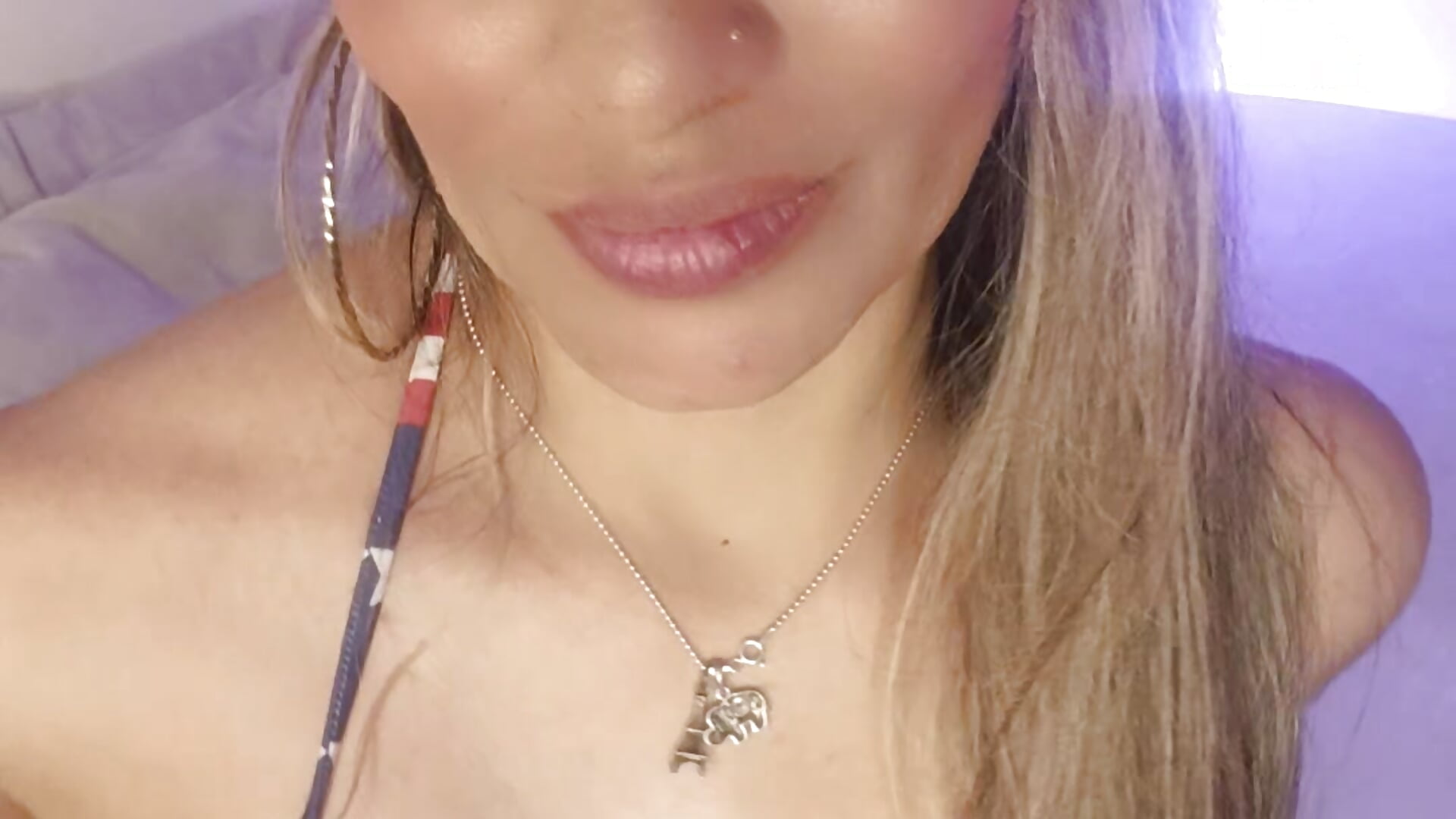 A ti no te dejo en visto 😍 ¡A ti te desvisto! - відео від вебкаммоделі emma_collson