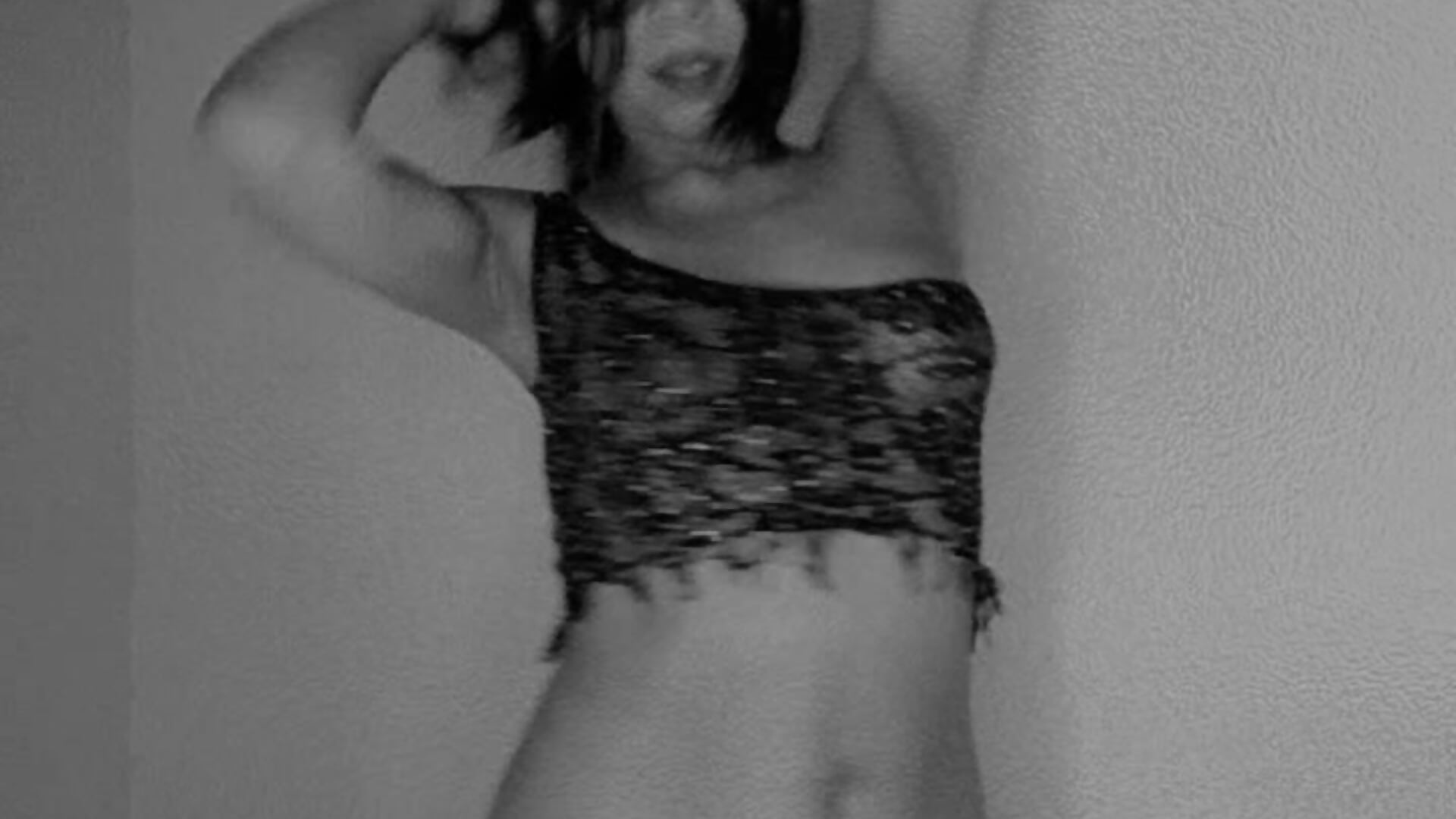 Dance dance! 🍃 - video oleh selene_gils kamera model