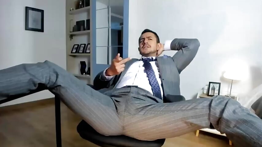 FREE Sexy Hips Wld Heat Crotch Rub－カメラキャストのpablo-rincon95の動画