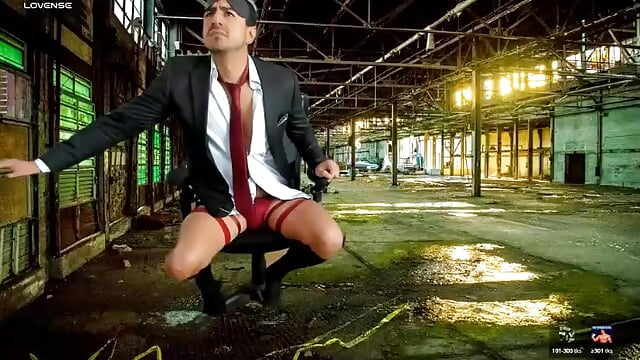 Free Look At The Warehouse Style and hear My Controller - pablo-rincon95 adlı kamera modelinin videosu