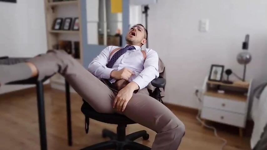 Amazing HOT Cum Time - video by pablo-rincon95 cam model