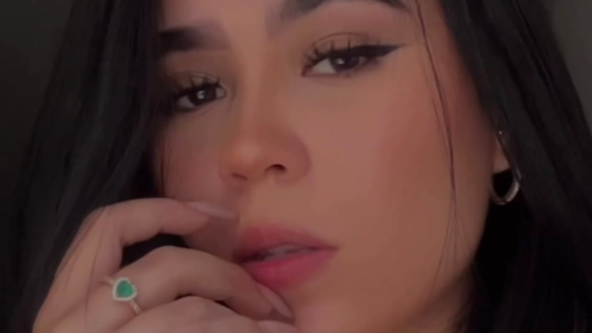 1d041b0fed41448892fc493a56f59adc - video by merlin-18 cam model