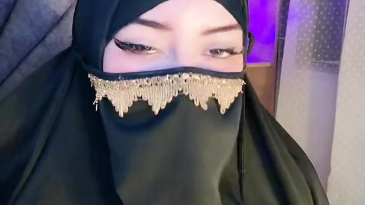 bouncing tits