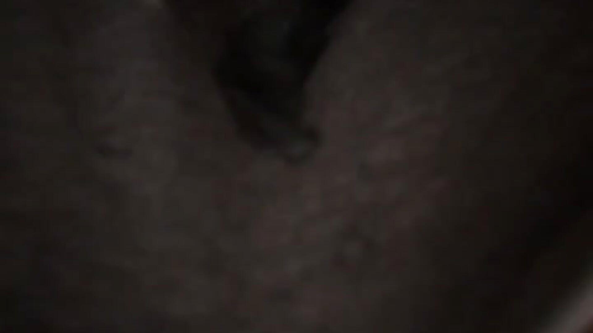 Ho appena riempito le mutande di sborra ,chi vuole leccare ? - video by Durazzo95