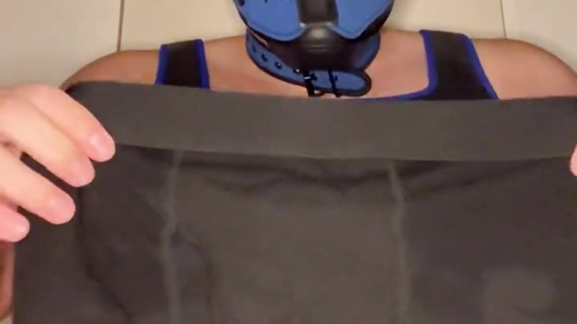 🏋️‍♀️イケメンマッチョがジムで汗まみれになるまで履いたパンツを嗅いでオナニー変態犬💦💦