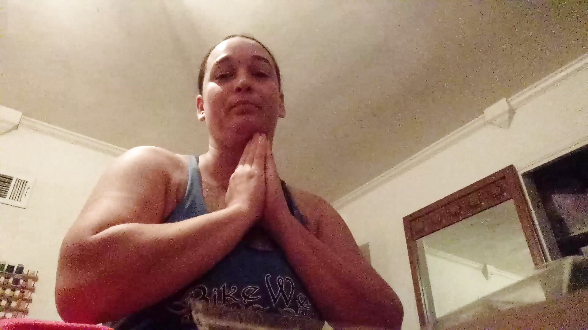 My first gift! Thank you! Xoxo - video by kaimira_knight cam model