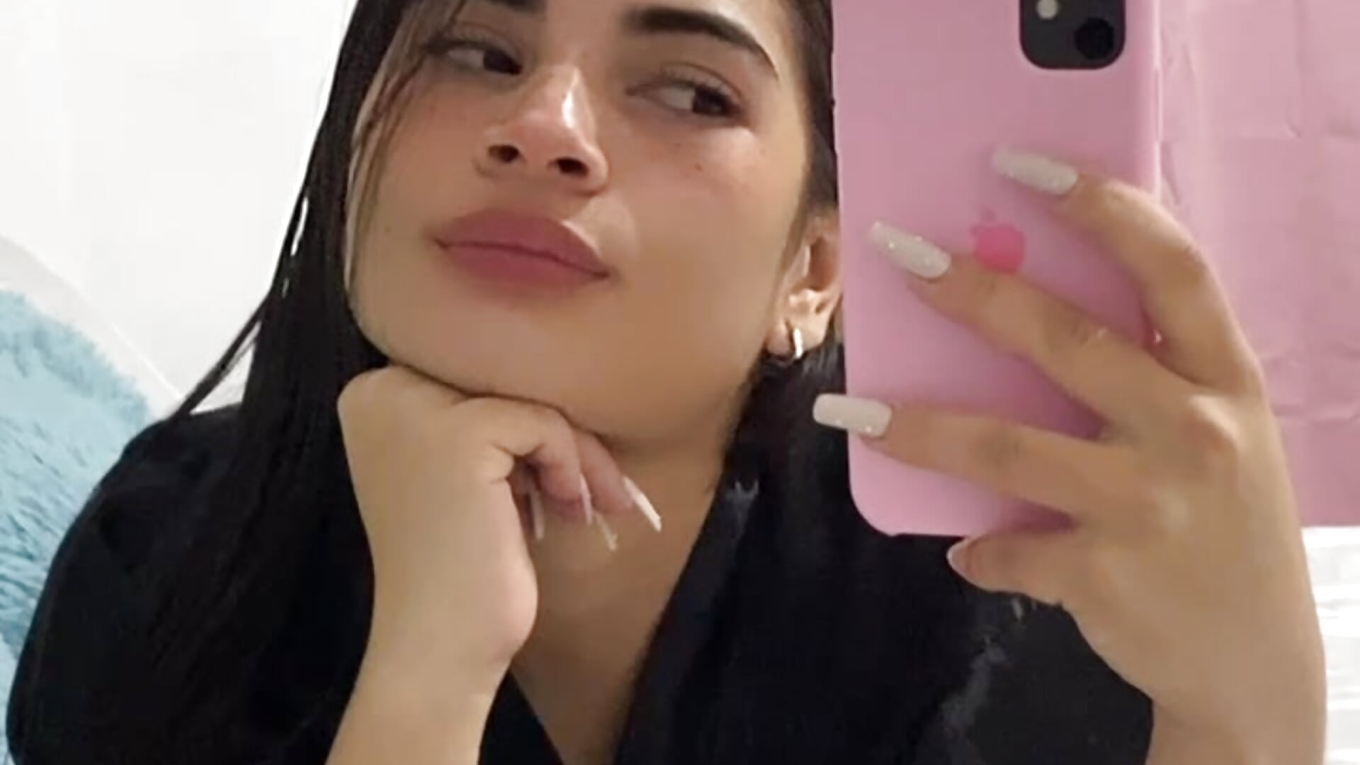 🤭