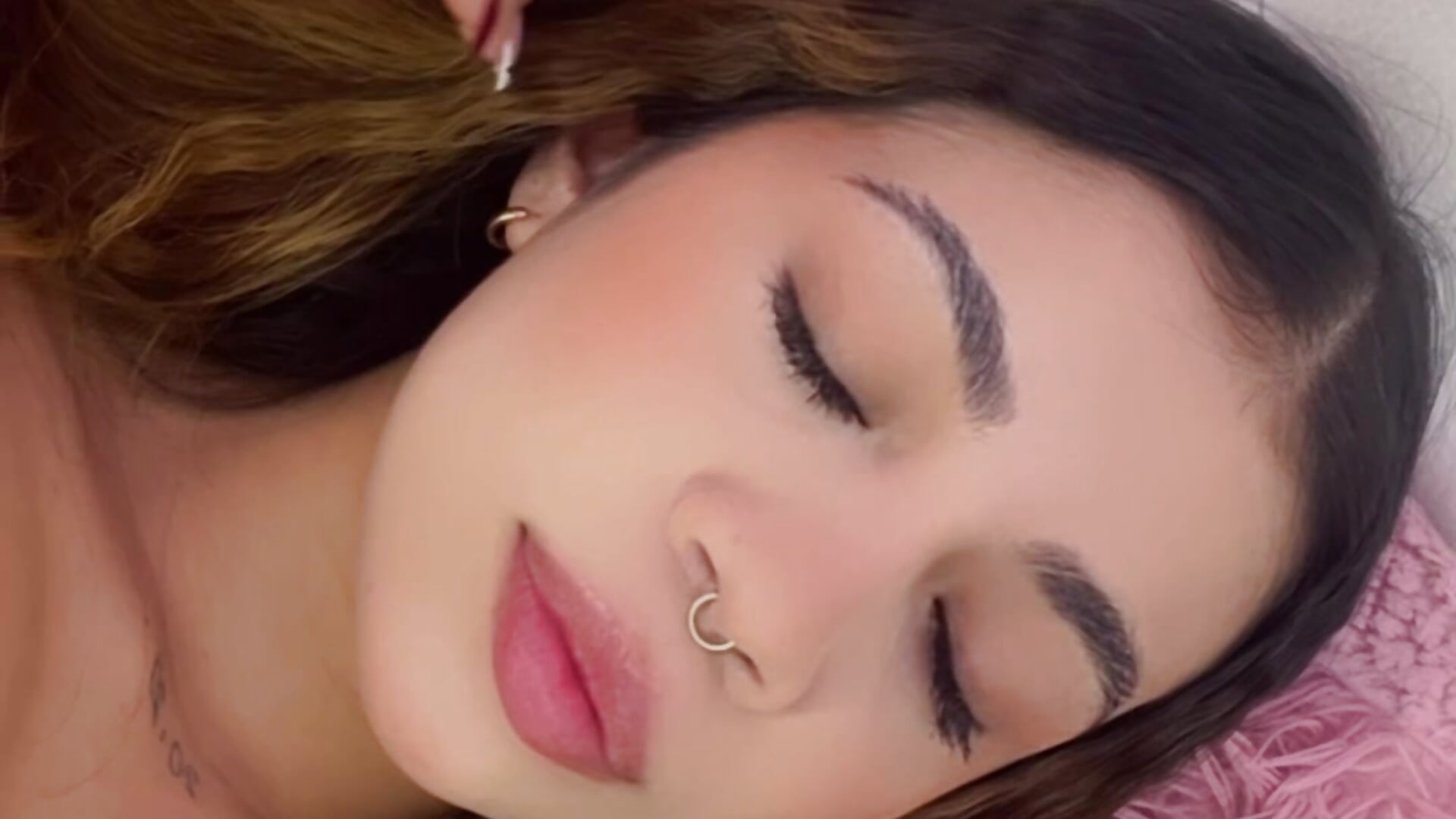 😏🫠 - gemmafosterr 캠 모델의 동영상