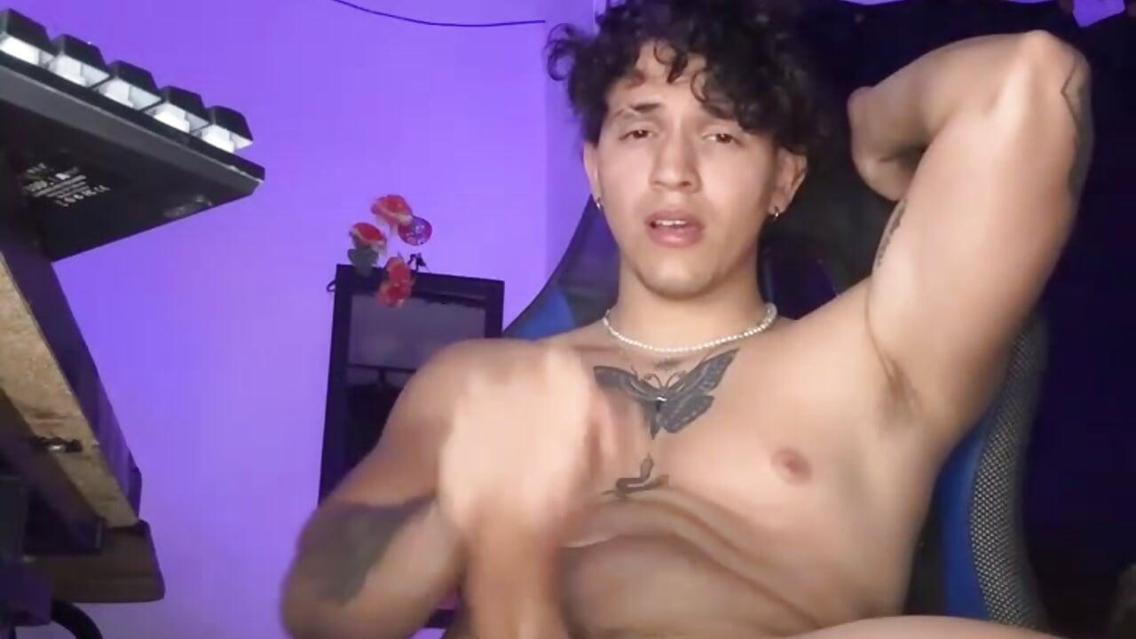 Kneel for me - Aangelhot主播的视频