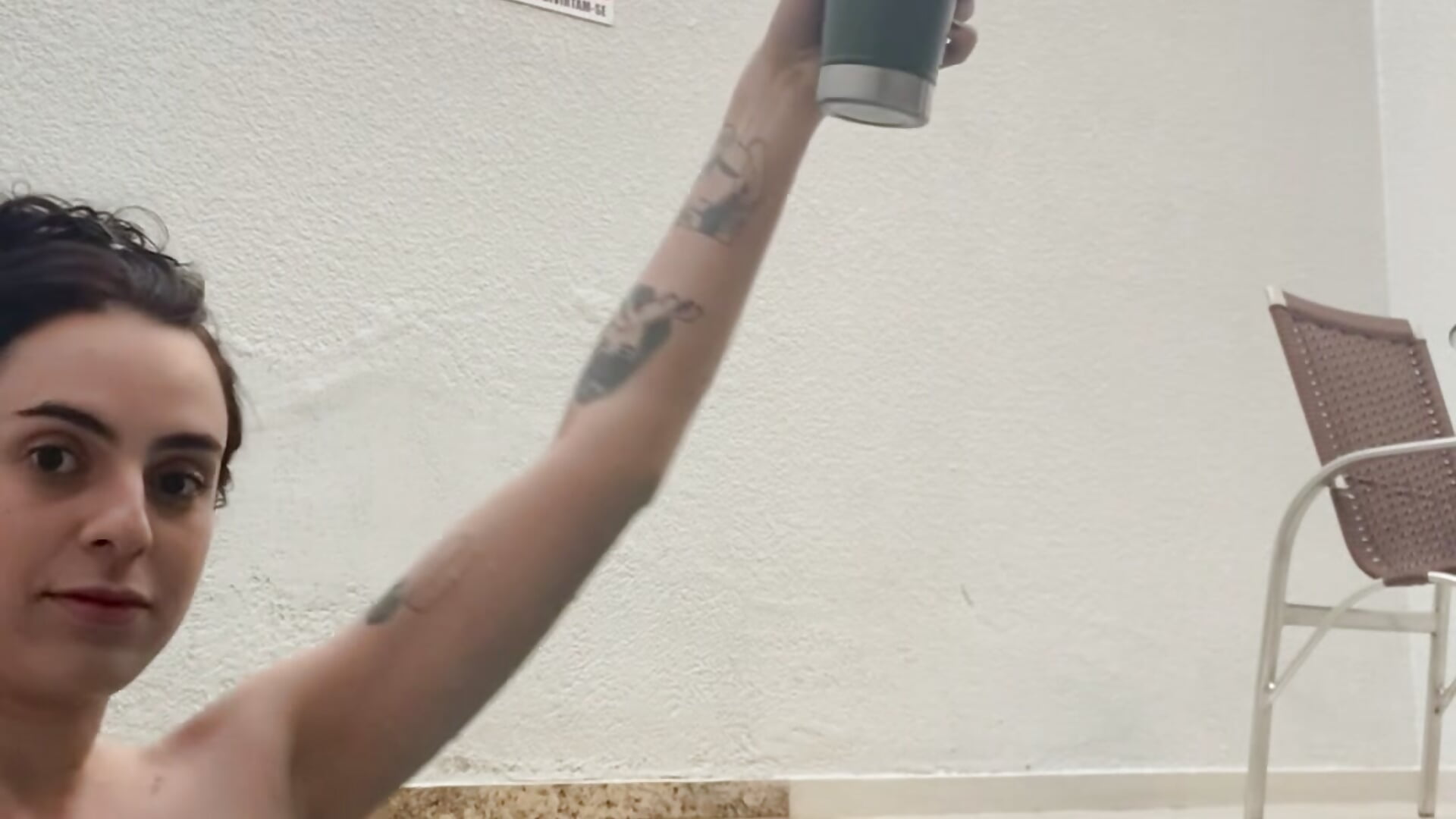 Vem nadar comigo nessa mega piscina