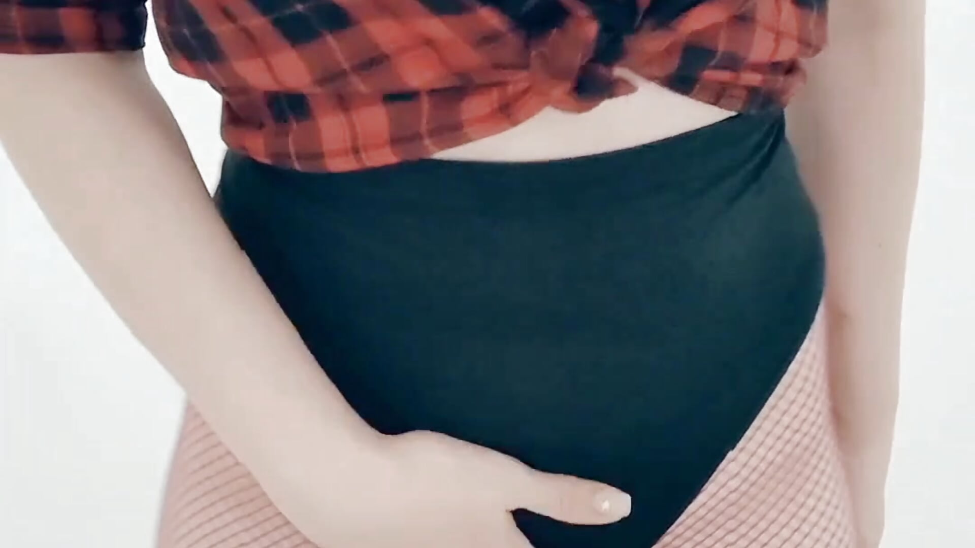 HELLO GUYS, I'D LOVE TO SEE YOU IN MY ROOM IT WILL BE INTERESTING TO PLAY WITH YOU 🍓🌶️🔞 - video by New-crystal cam model