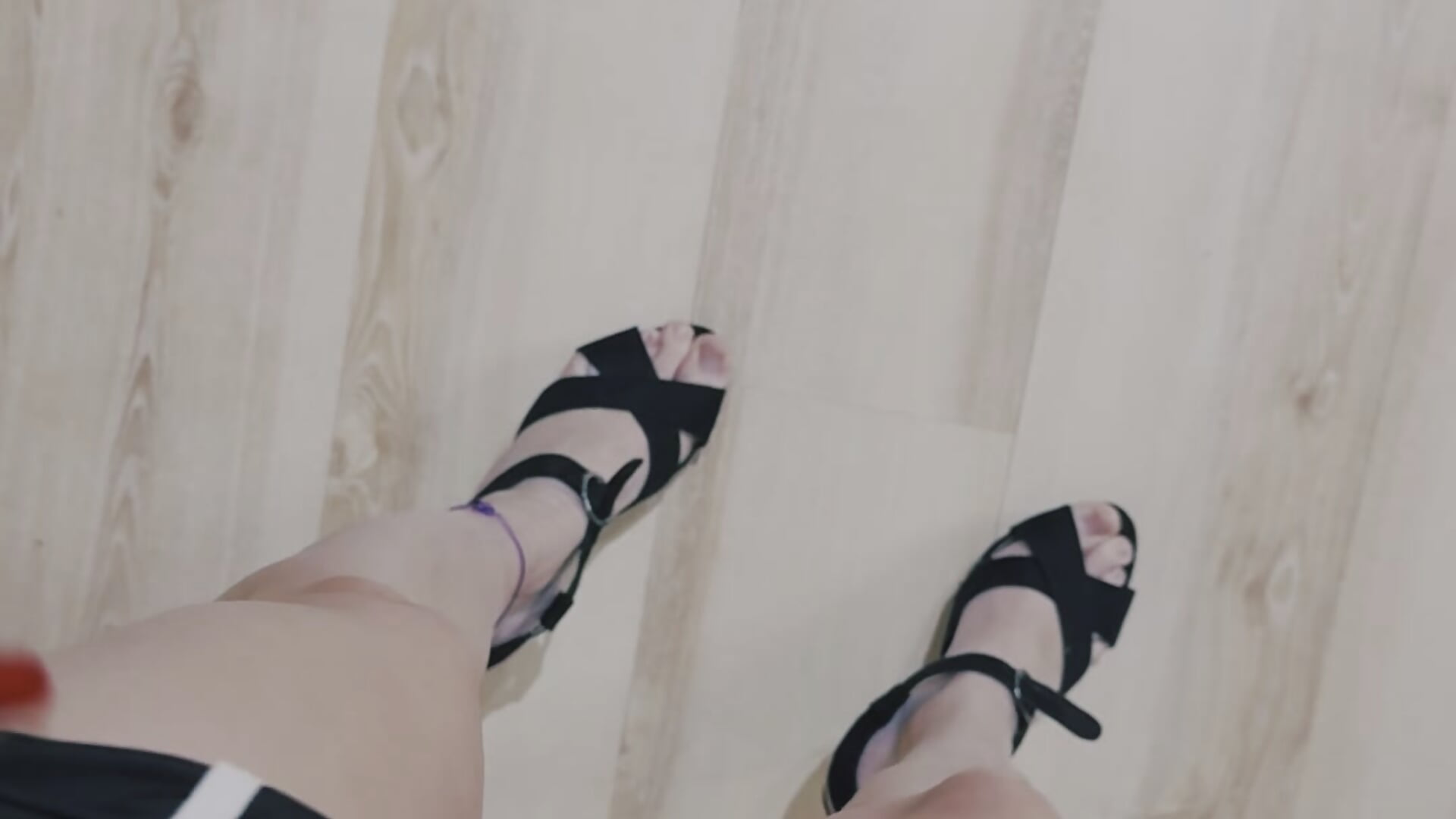 Heels tease👠 - video by KarolinaBlacks cam model