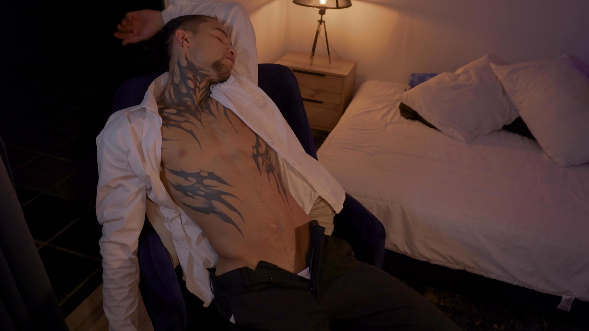 Nodoby's business - vidéo du modèle de showcams _srerotic