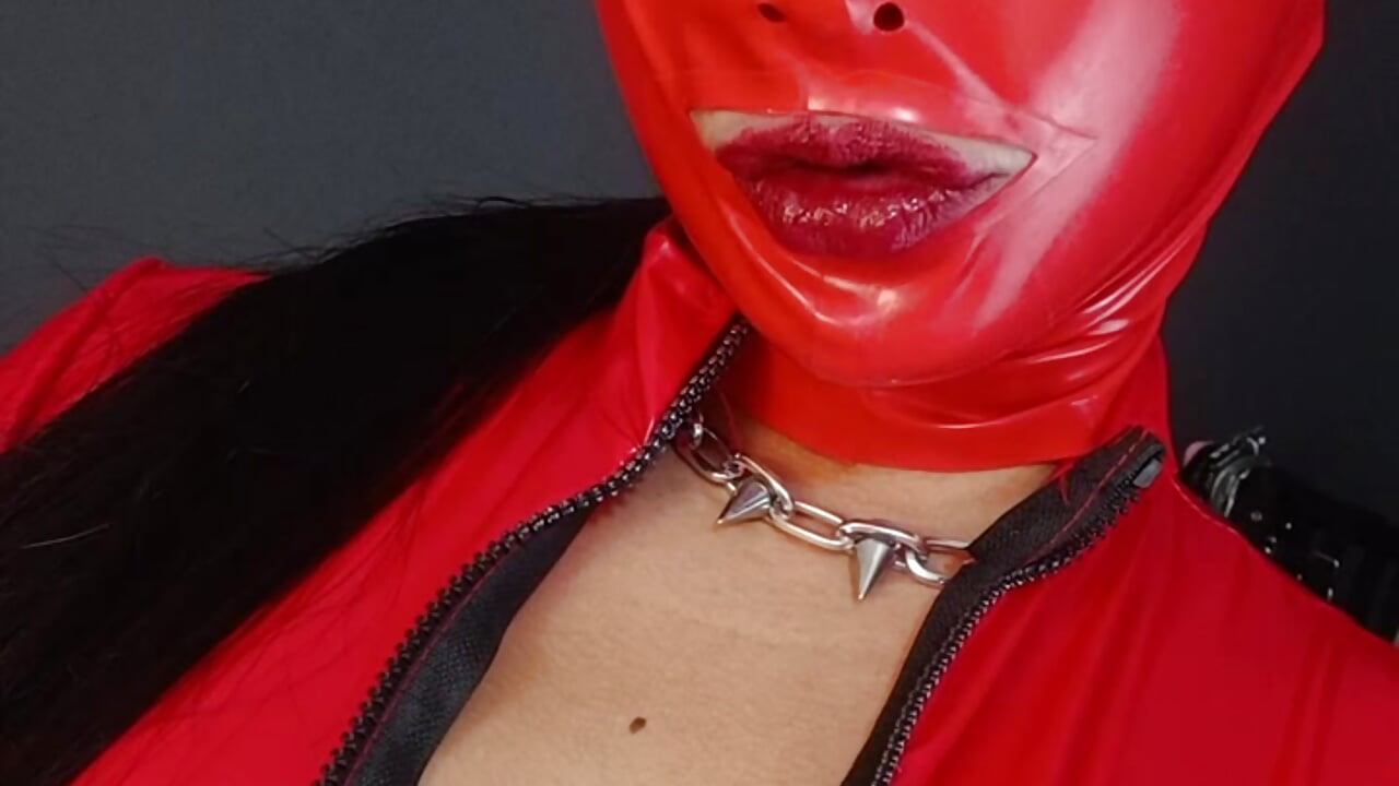 Latex and boobs. - відео від вебкаммоделі Carla_Phoenix