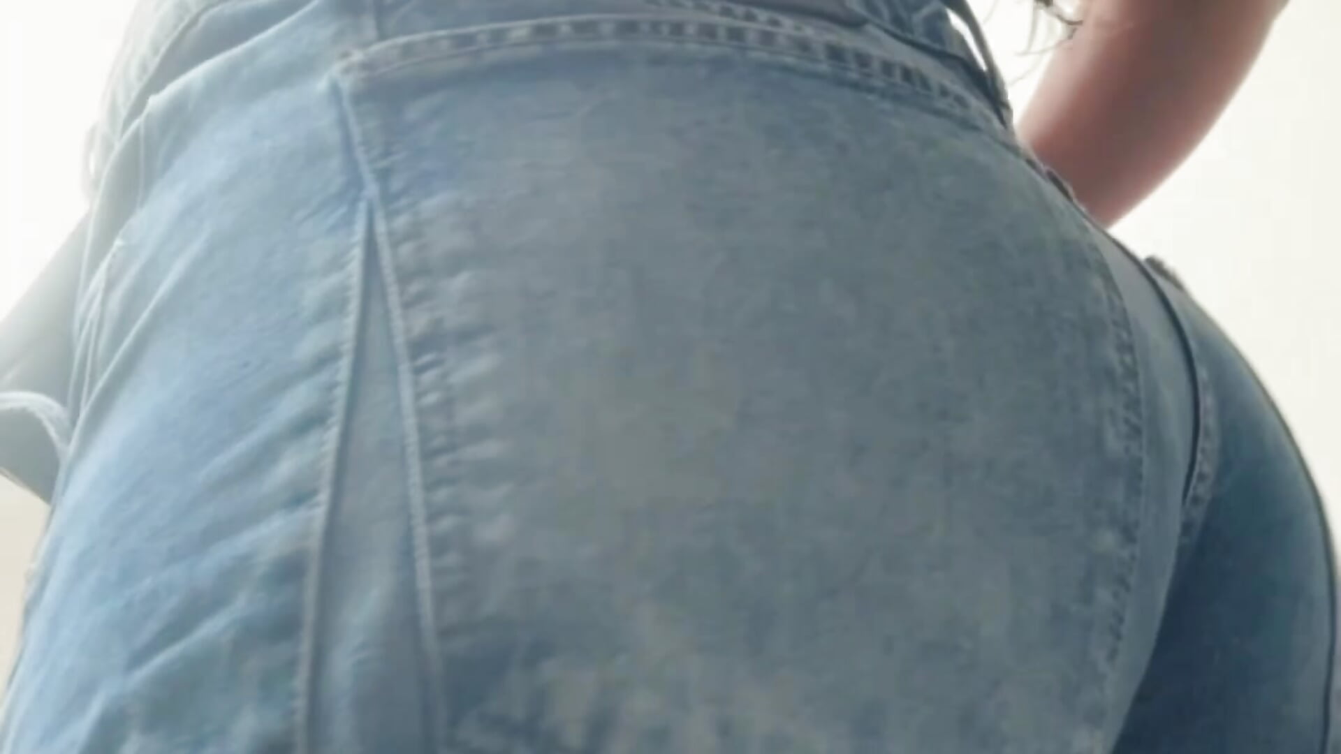 😏 - วิดีโอโดย AndyFire69 โมเดลแคม