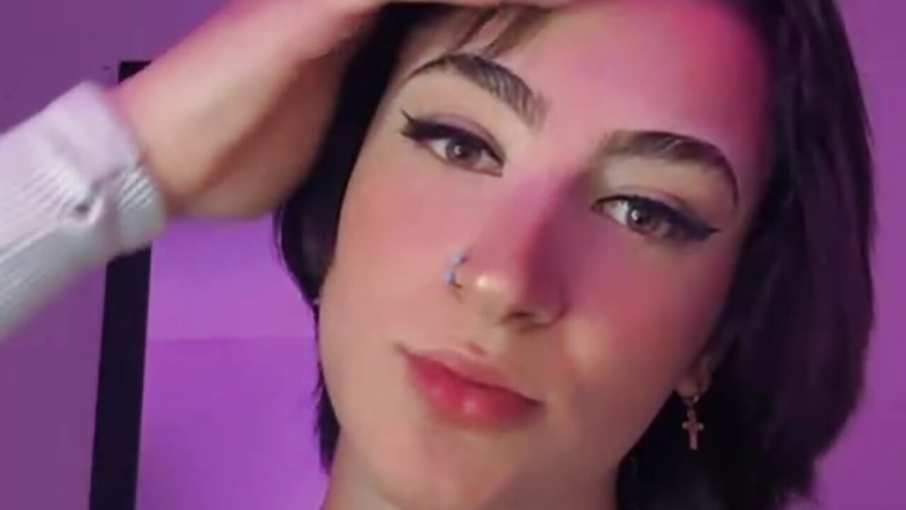 love this song - video by Triana_Damelio cam model