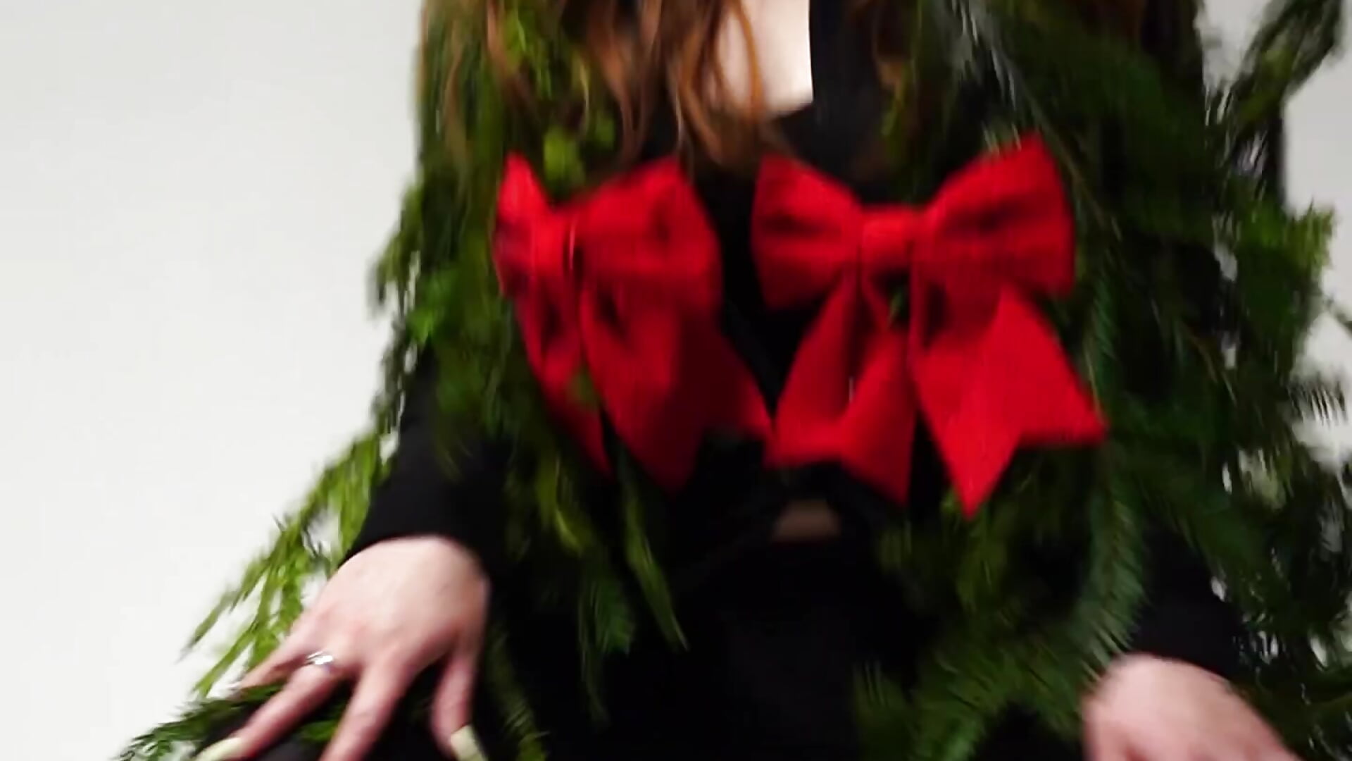 🎄🎄🎄 - video by DanaDrake cam model