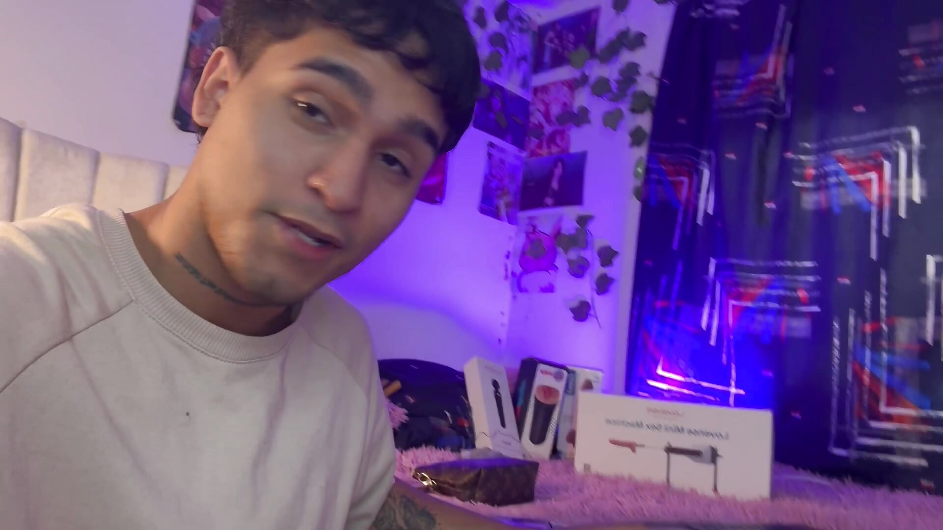 my first fuckmachine guys!! - video by christianwang cam model