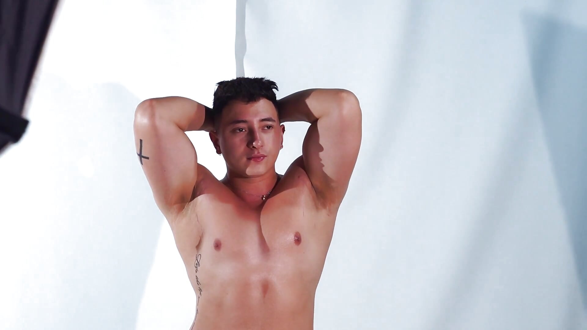 Casual but Tempting🔥😈 - video di Zack_Miller24 modella di cam