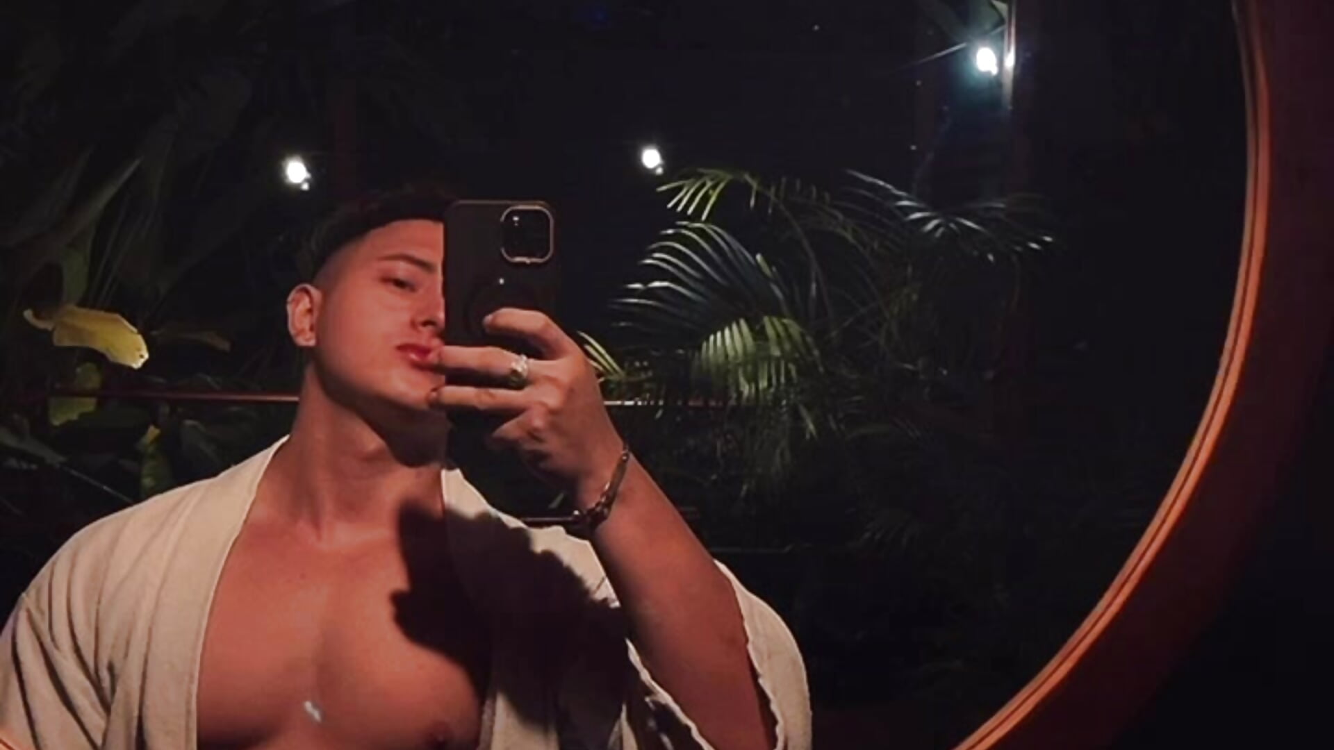 Relax Day ✨🌸 - video di Zack_Miller24 modella di cam