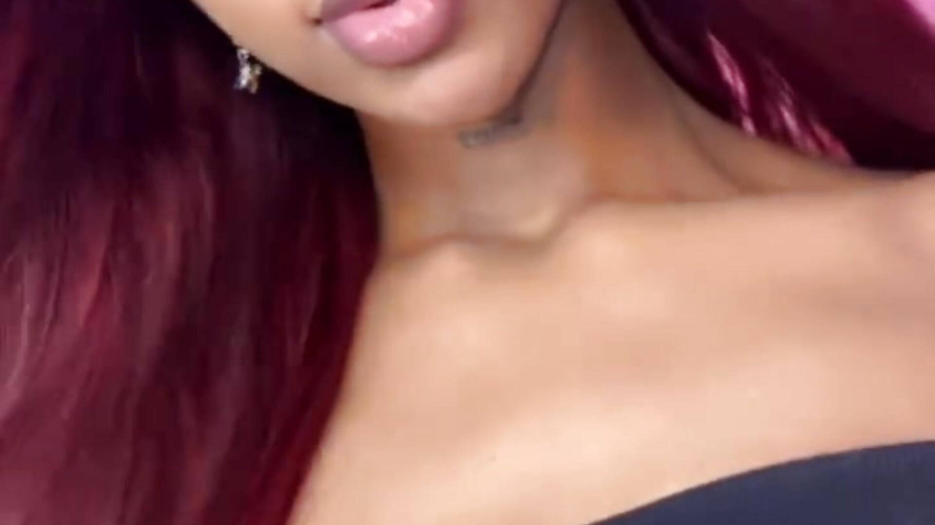 0c5d783c-e2db-485d-9a9b-26ee8807ce76 - vídeo de la modelo de cam thifanny_black