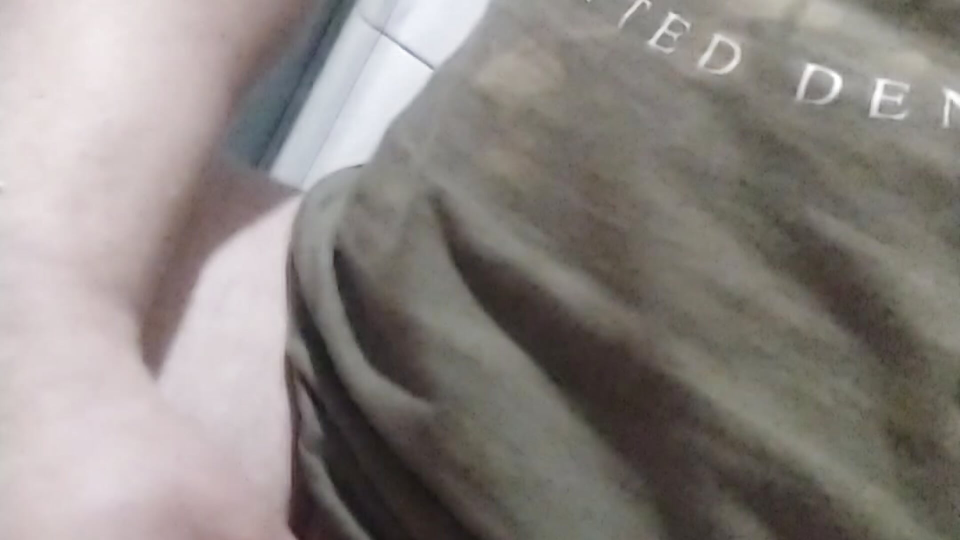 Hmm－カメラキャストのszakal3の動画