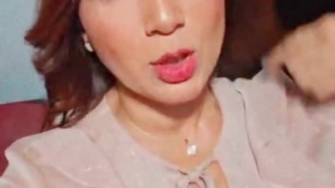 Voy ah ... Mmmmm.🤦‍♀️😈 - video by Andrea__Cortez cam model