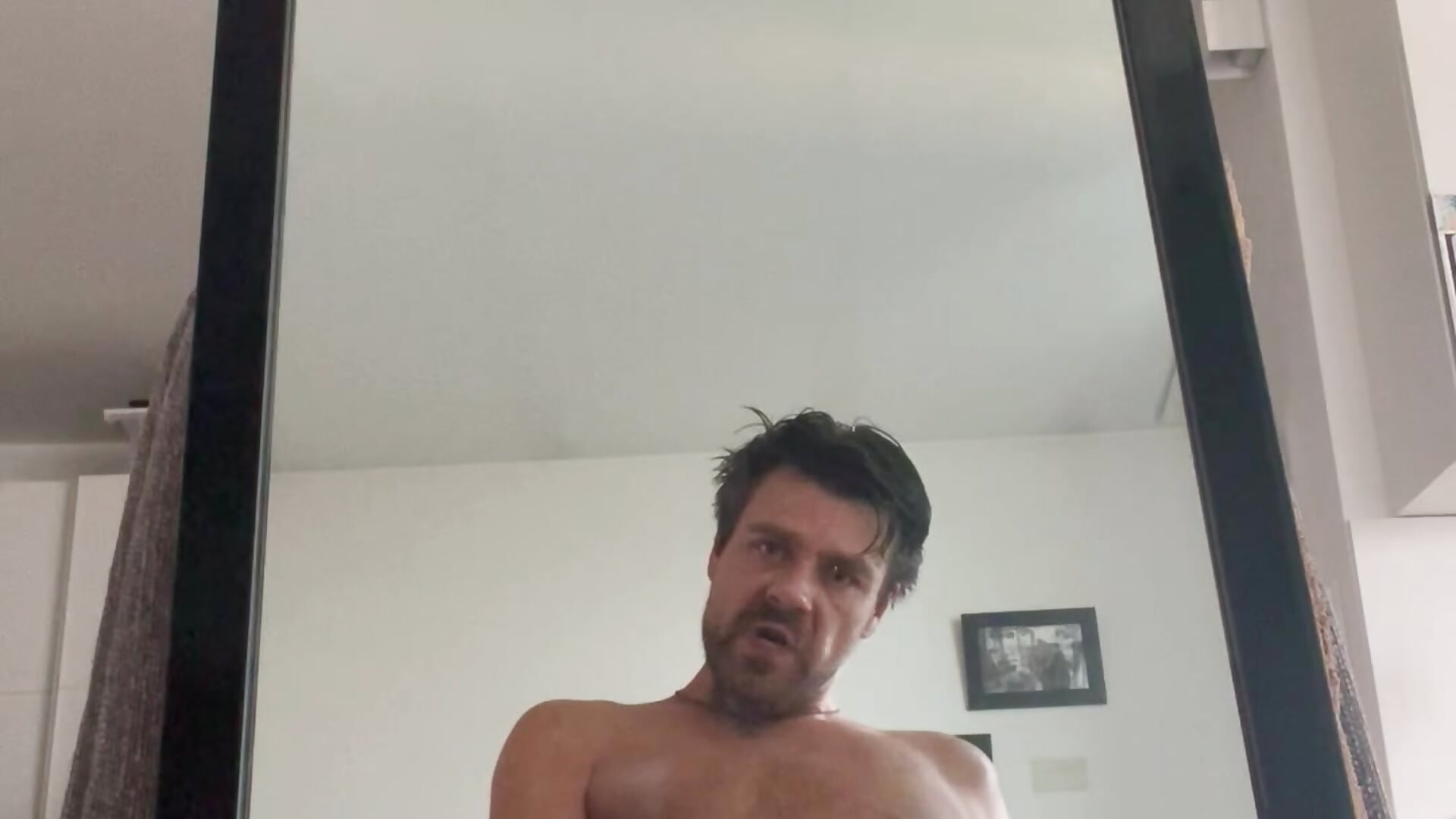 Jerk off – video af Sebafilout