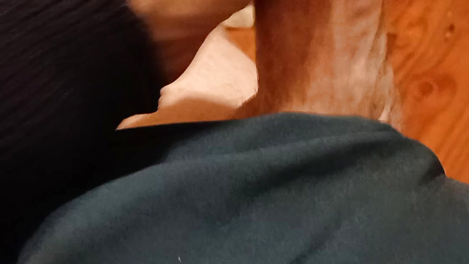 Cumming on my shoes by mistake - video by slgstone888 cam model