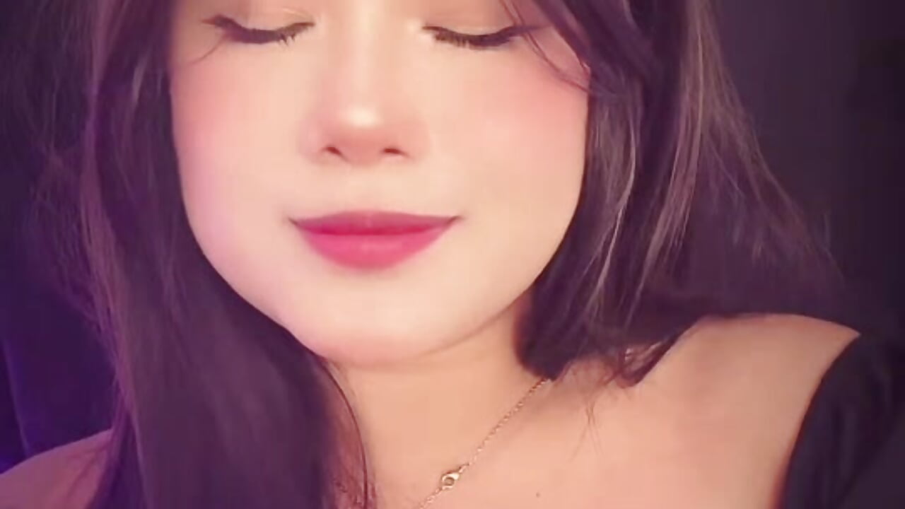 😘 – видео вебкам-модели celine_bell20