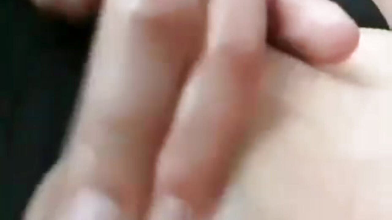 Fingerling my pussy