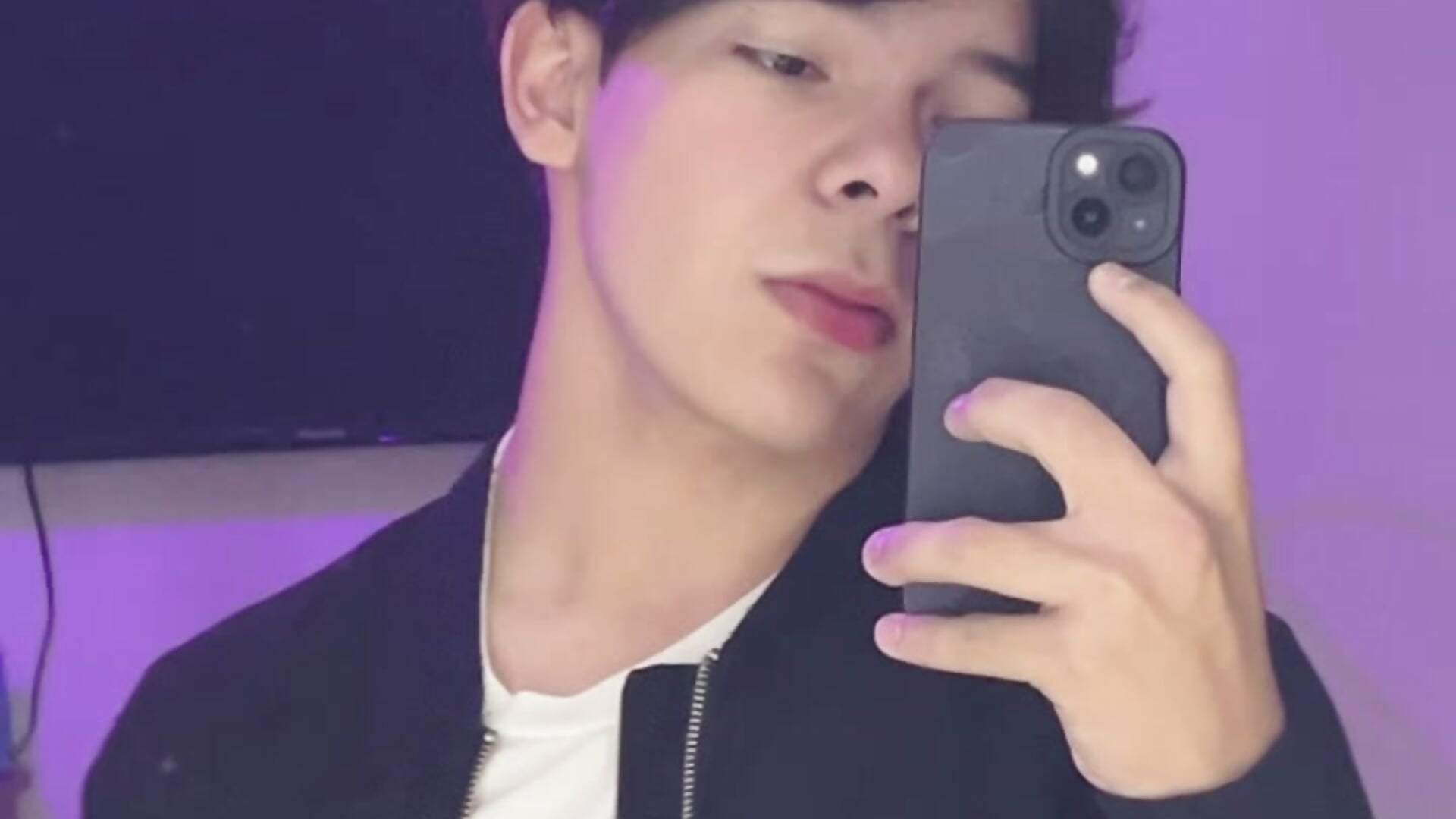 7ef7d2c2f28848008b44973f278f52d8 - Video von gothicboy18 Cam-Model