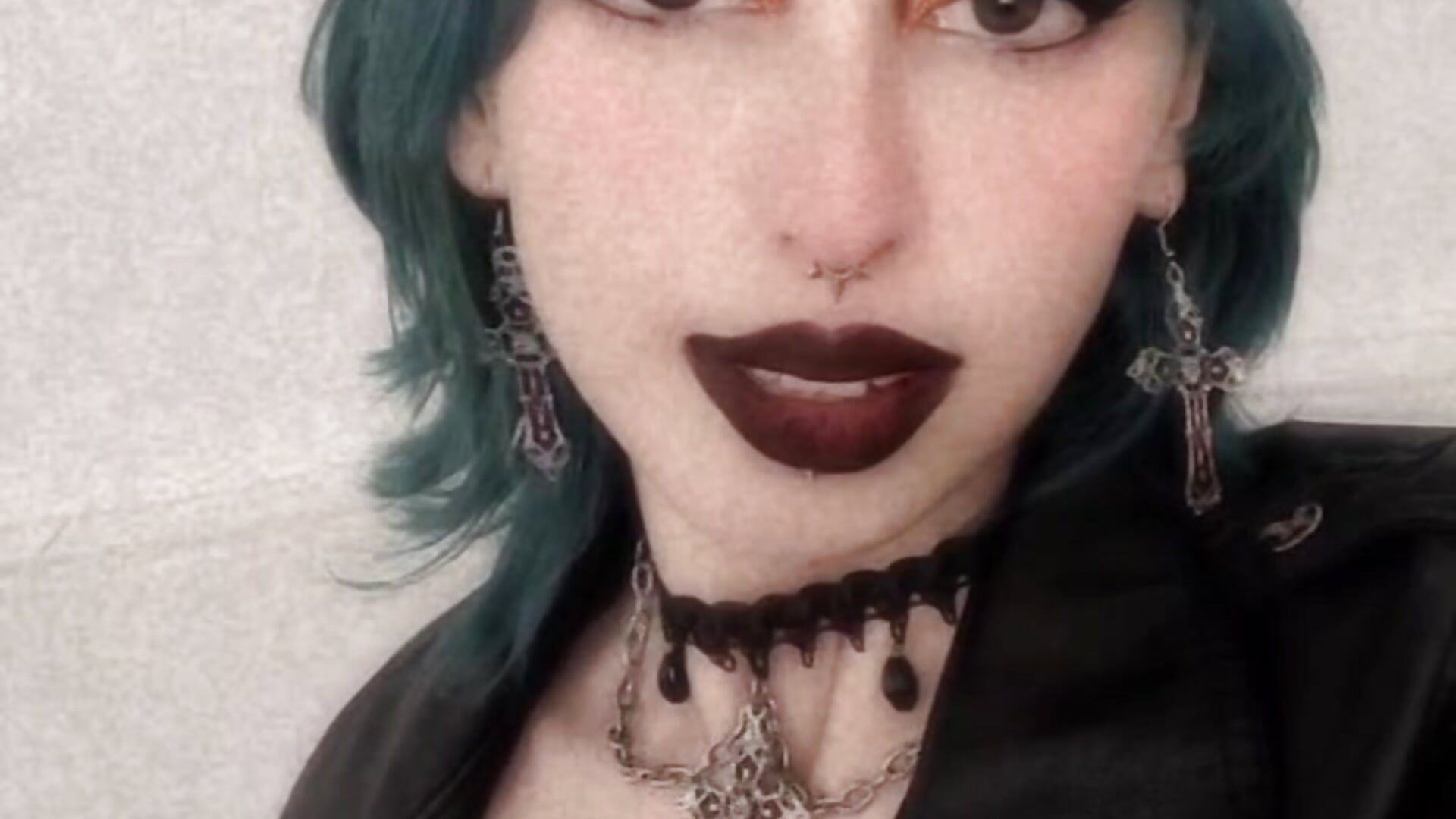 ✡ I NEED TO RUN MY LIPS DOWN YOUR NECK ✡ - video by Im_gaia cam model