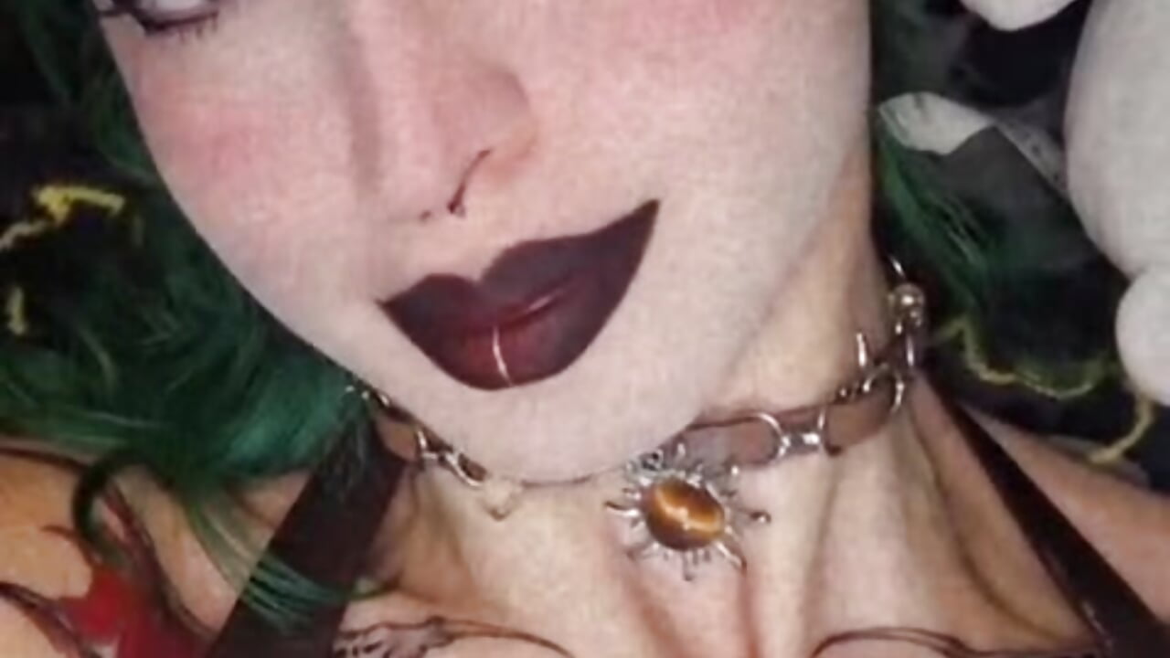 ✭ KISS ME 🤤 ✭ - video by Im_gaia cam model